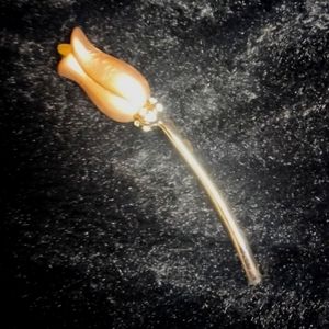 VINTAGE JEWELRY | GOLD TONE SPRING TO THE FLOWER PEN BROOCH